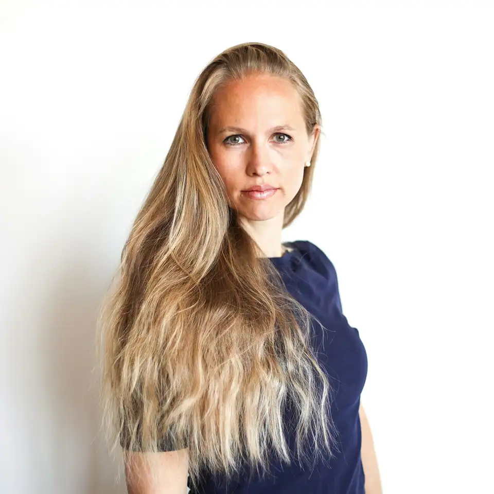 On the cover: long, lived-in blonde with soft layers